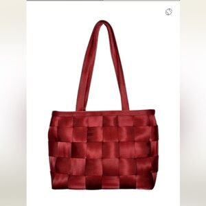 Harvey’s Seatbelt Elegant Red Woven Tote Bag